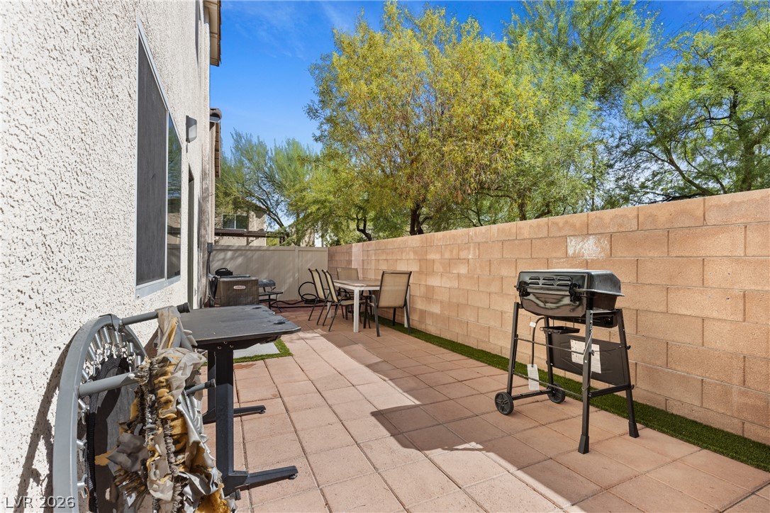 5634 African Lilly Court Property Photo 31