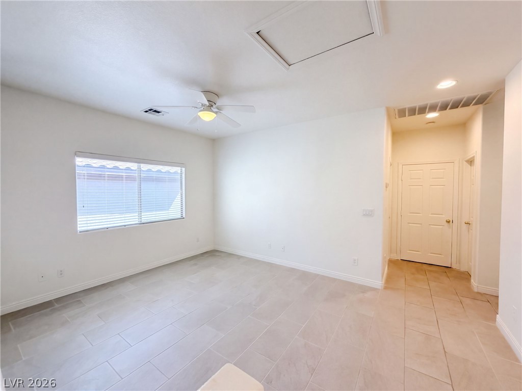 6733 Barrington Hills Street Property Photo 4