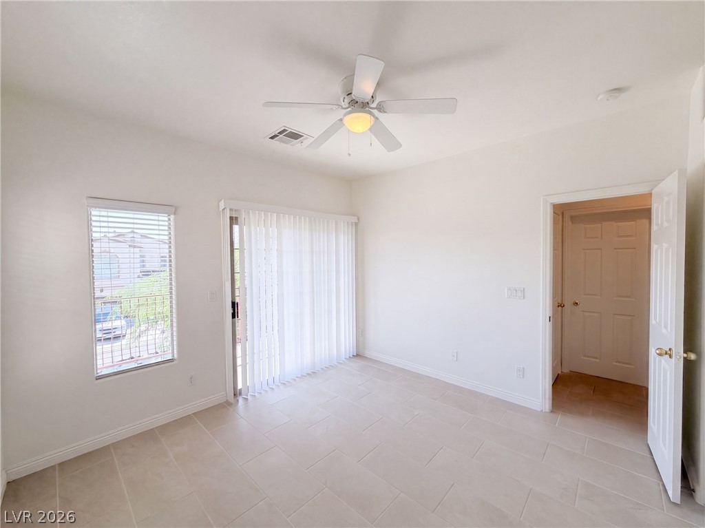 6733 Barrington Hills Street Property Photo 9
