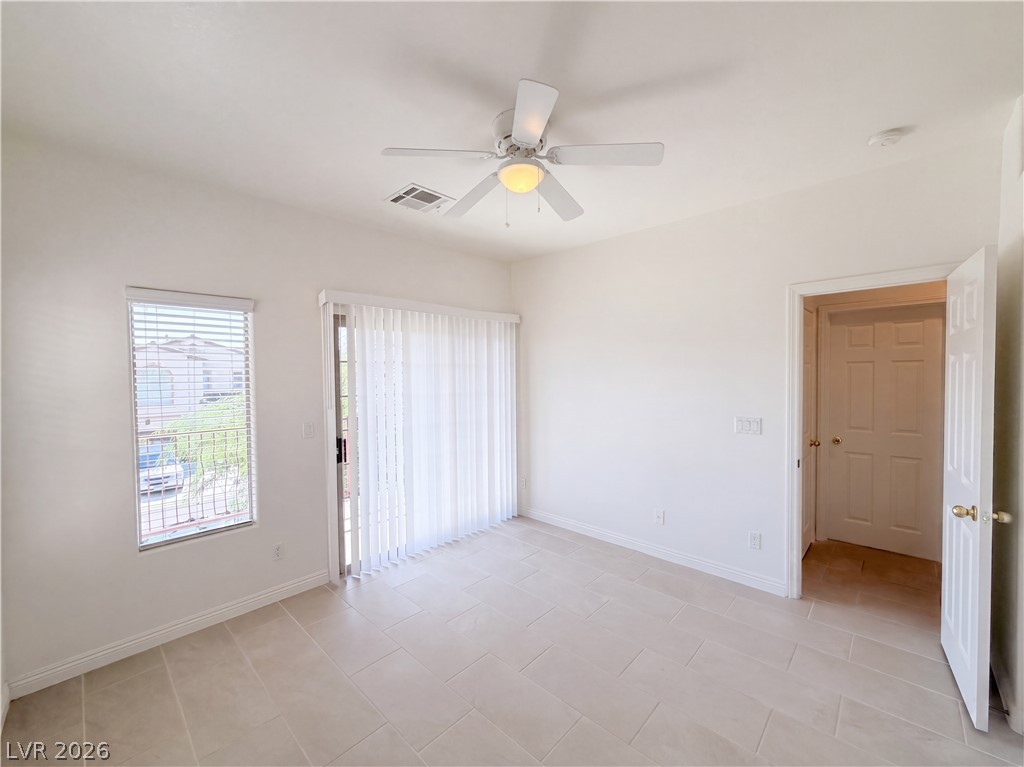 6733 Barrington Hills Street Property Photo 9