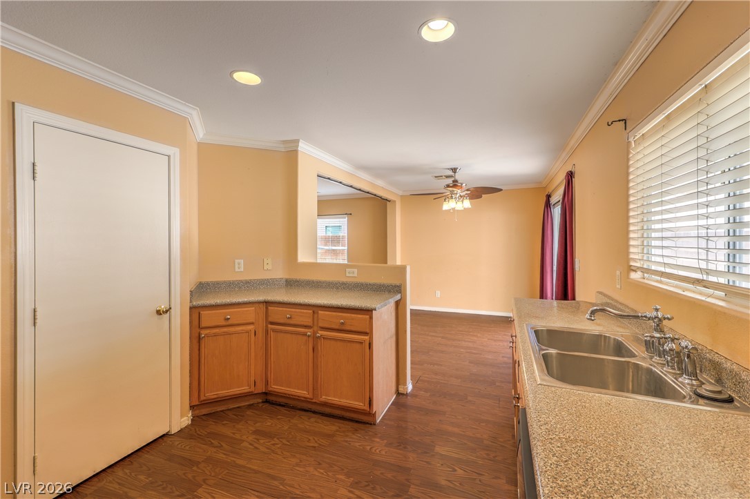 5553 Jacobs Field Street Property Photo 14