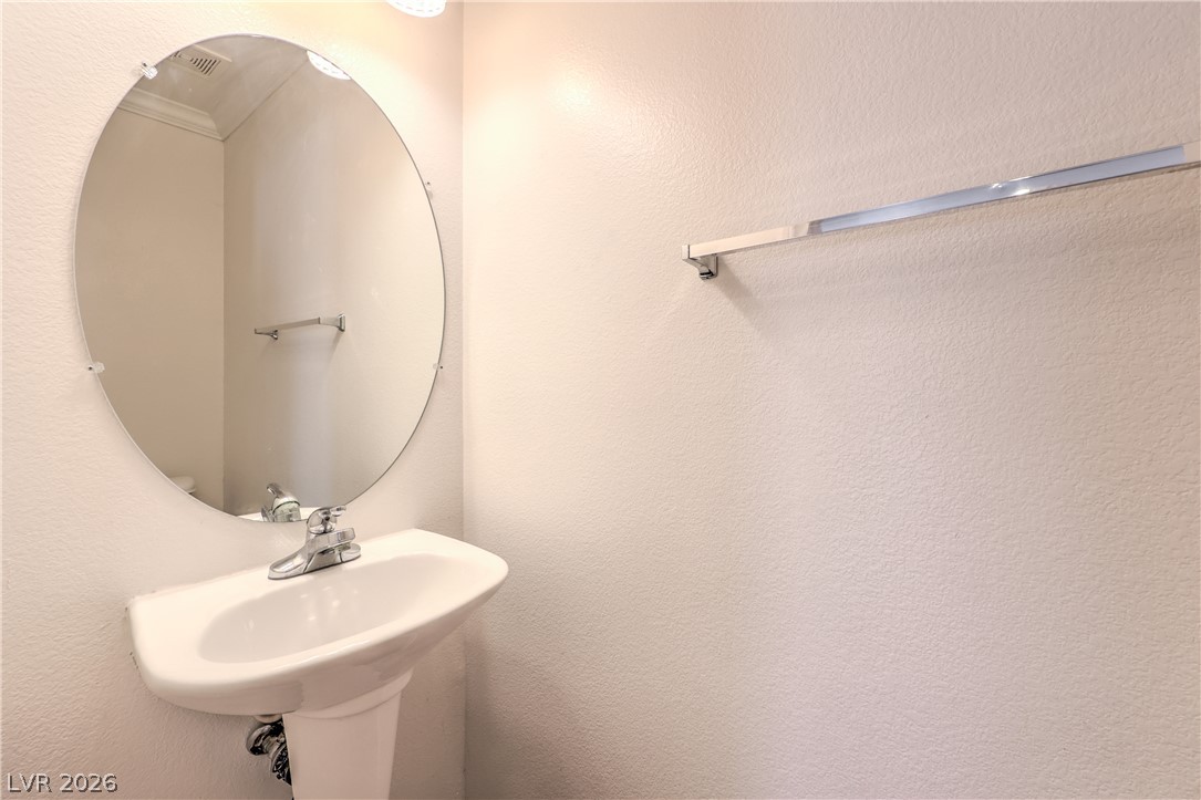 5553 Jacobs Field Street Property Photo 15