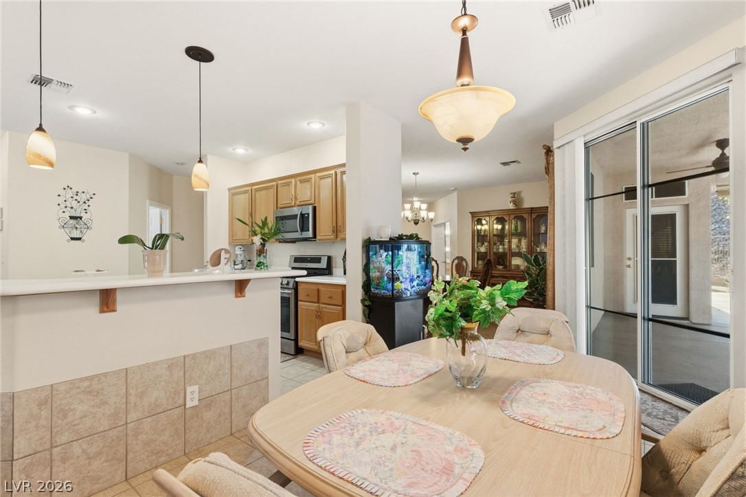 3471 Cottage Thistle Drive Property Photo 3