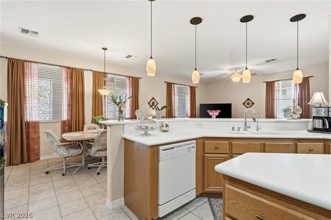 3471 Cottage Thistle Drive Property Photo 13
