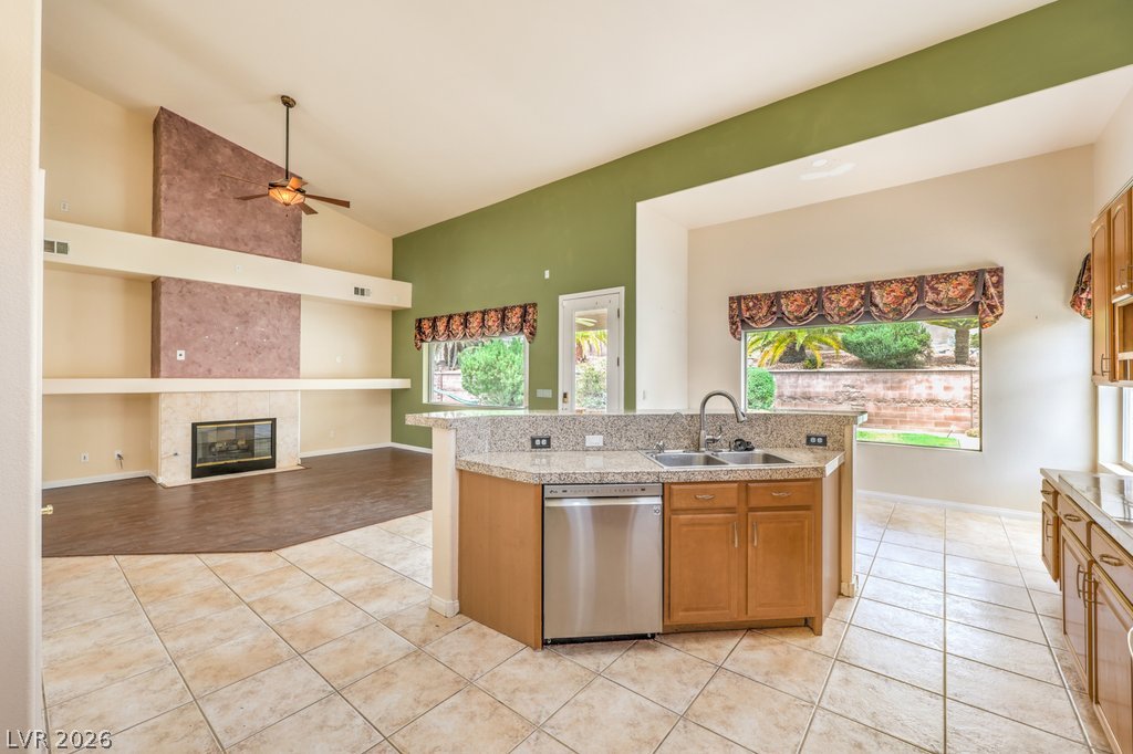 7064 New Moon Way Property Photo 17