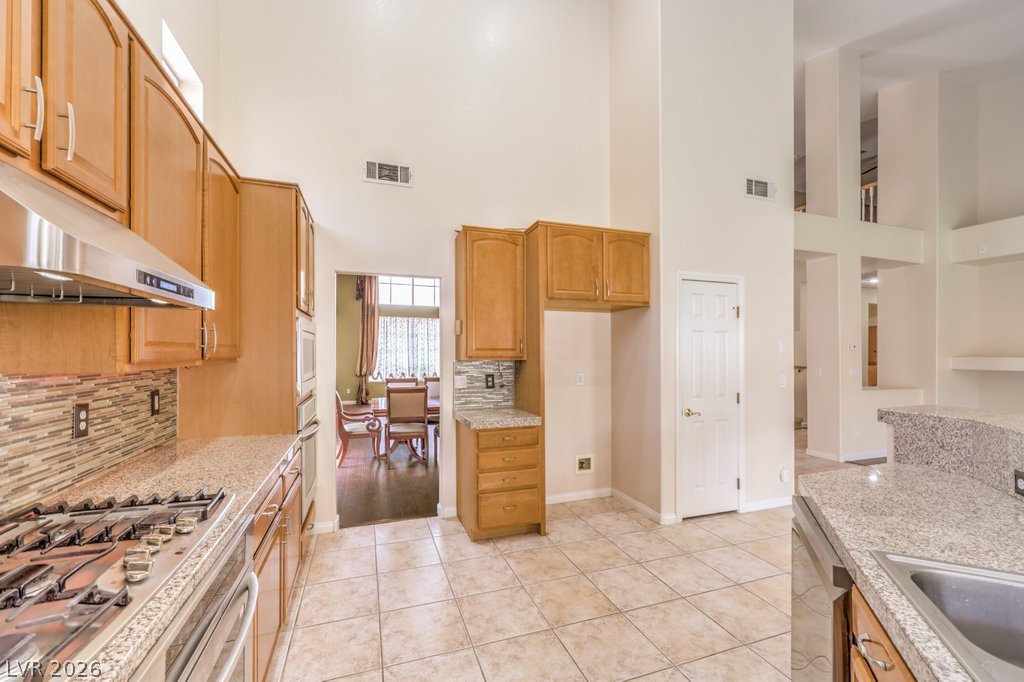 7064 New Moon Way Property Photo 18