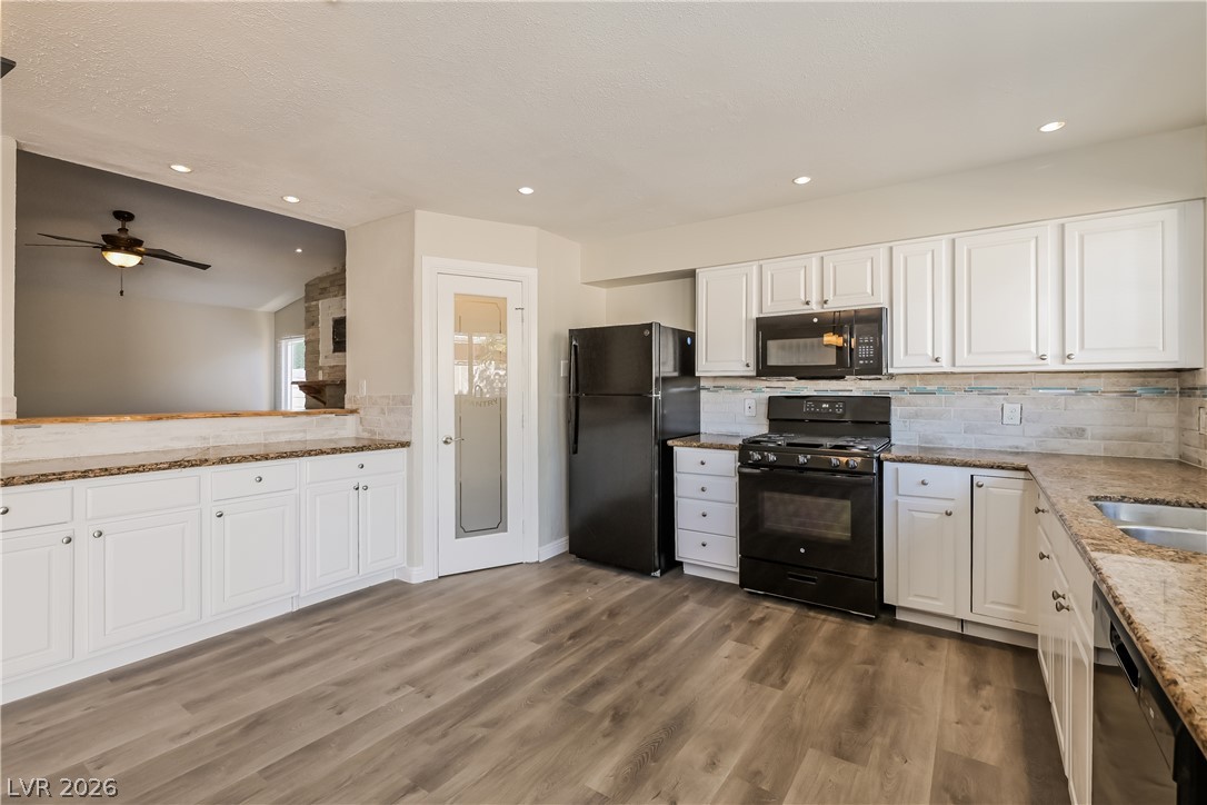5322 Camden Avenue Property Photo 6