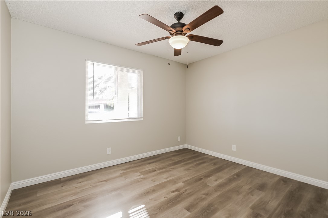 5322 Camden Avenue Property Photo 10