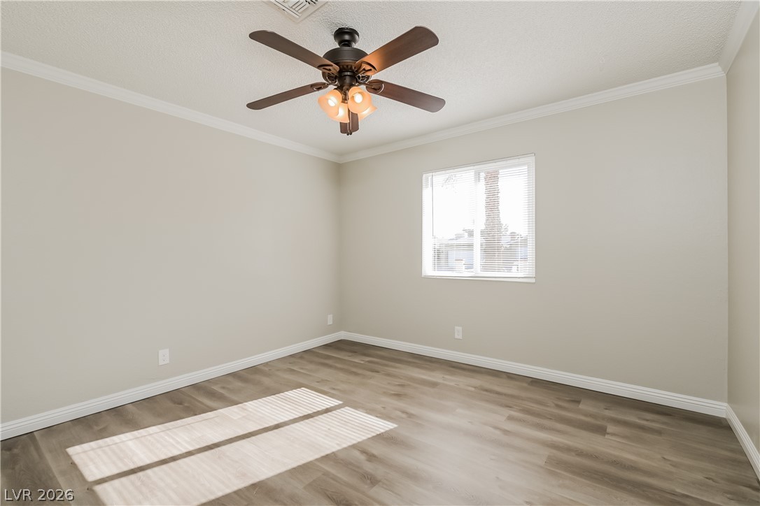 5322 Camden Avenue Property Photo 11