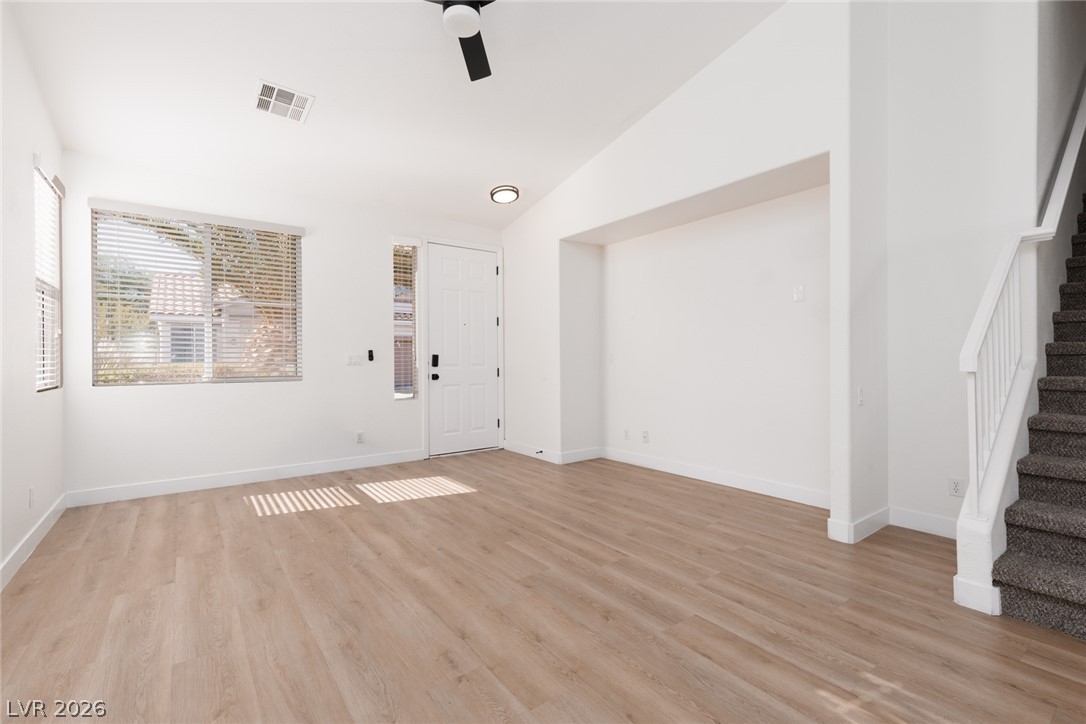 886 Park Walk Avenue Property Photo 4