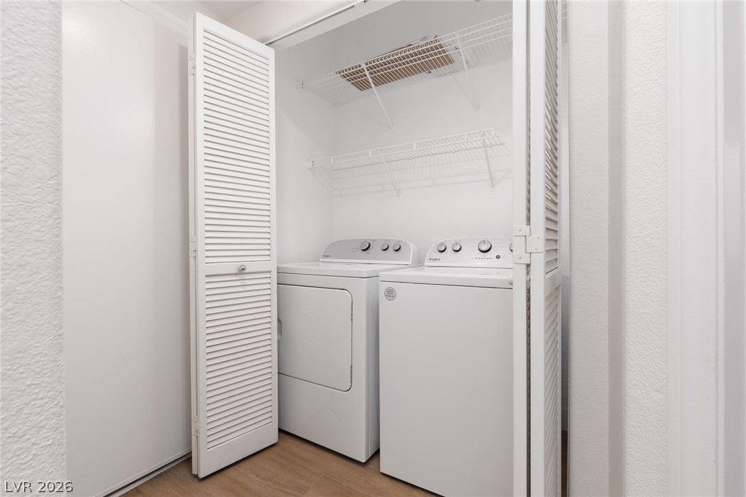 886 Park Walk Avenue Property Photo 11