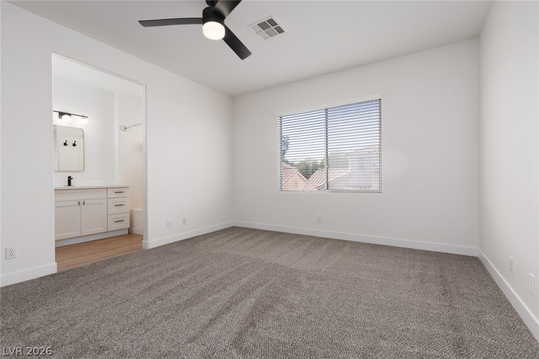 886 Park Walk Avenue Property Photo 15