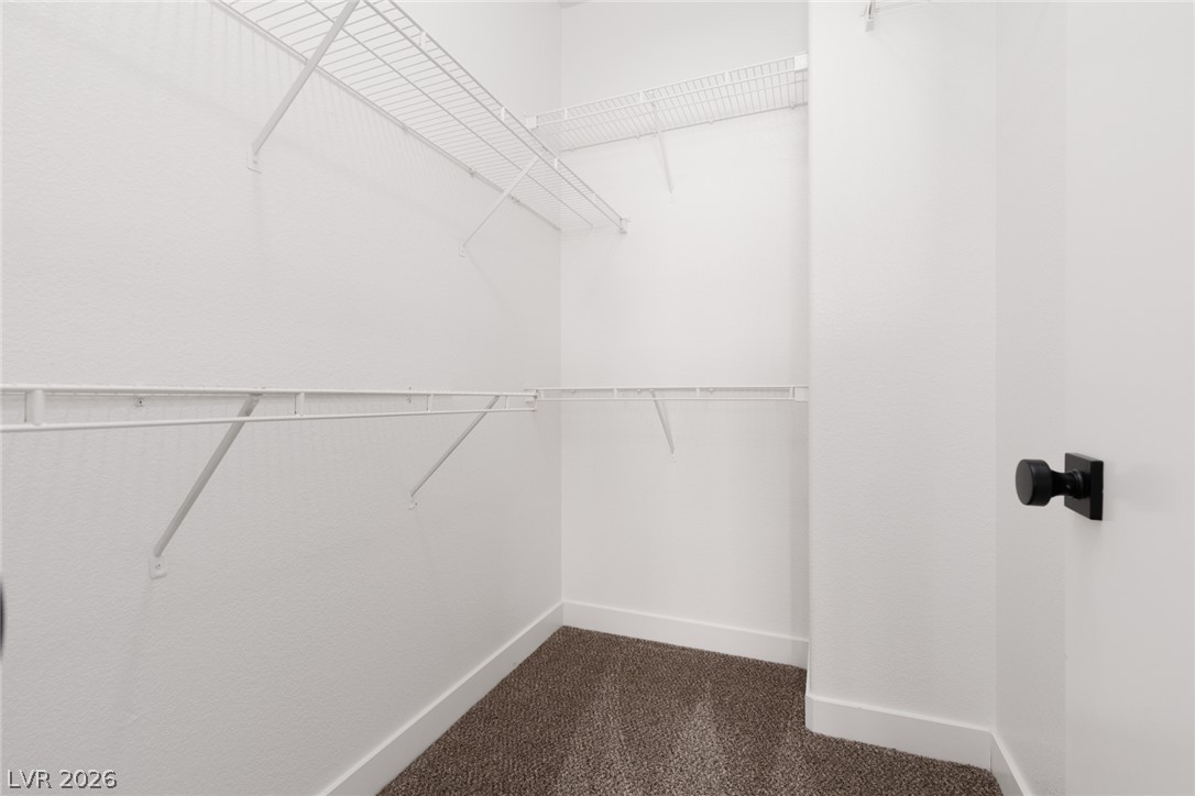 886 Park Walk Avenue Property Photo 17