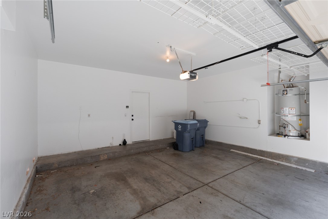 886 Park Walk Avenue Property Photo 18