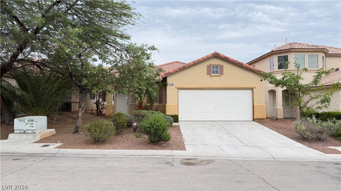 9708 RIDGEBLUFF Avenue Property Photo 1