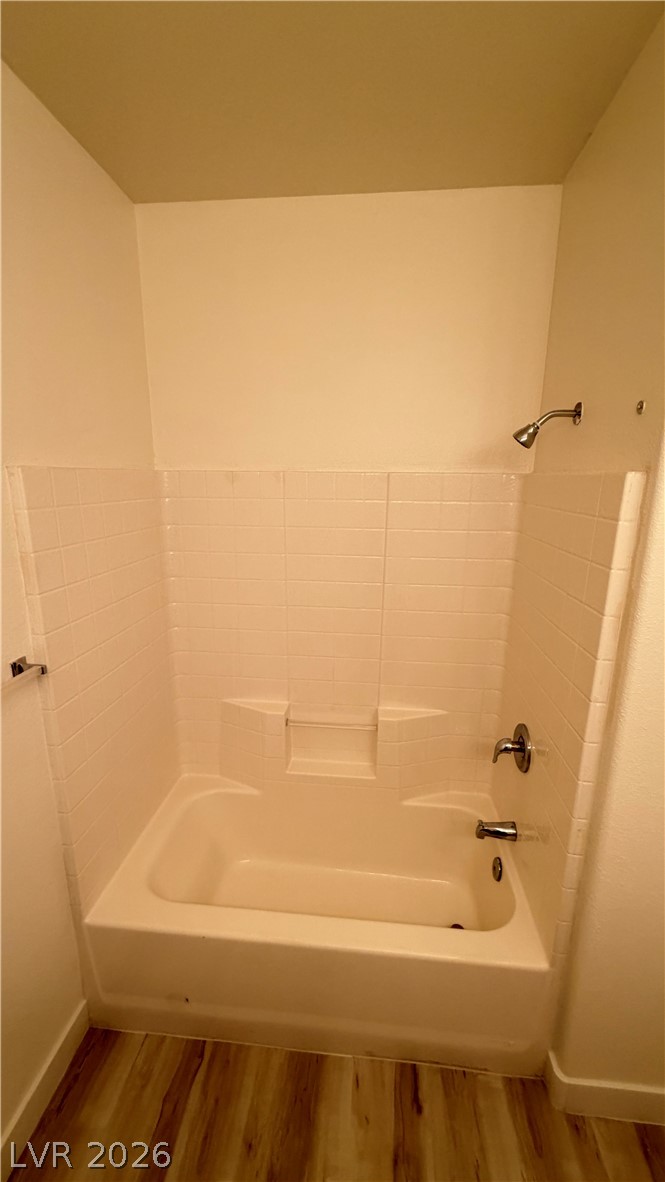 9708 Ridgebluff Avenue Property Photo 6