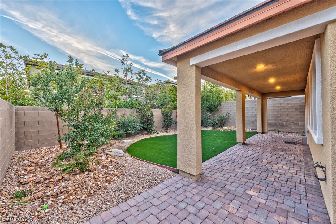 863 Elmstone Place Property Photo 3