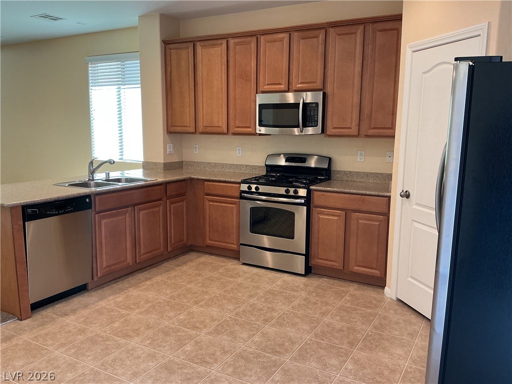 739 Crest Valley Place Property Photo 3