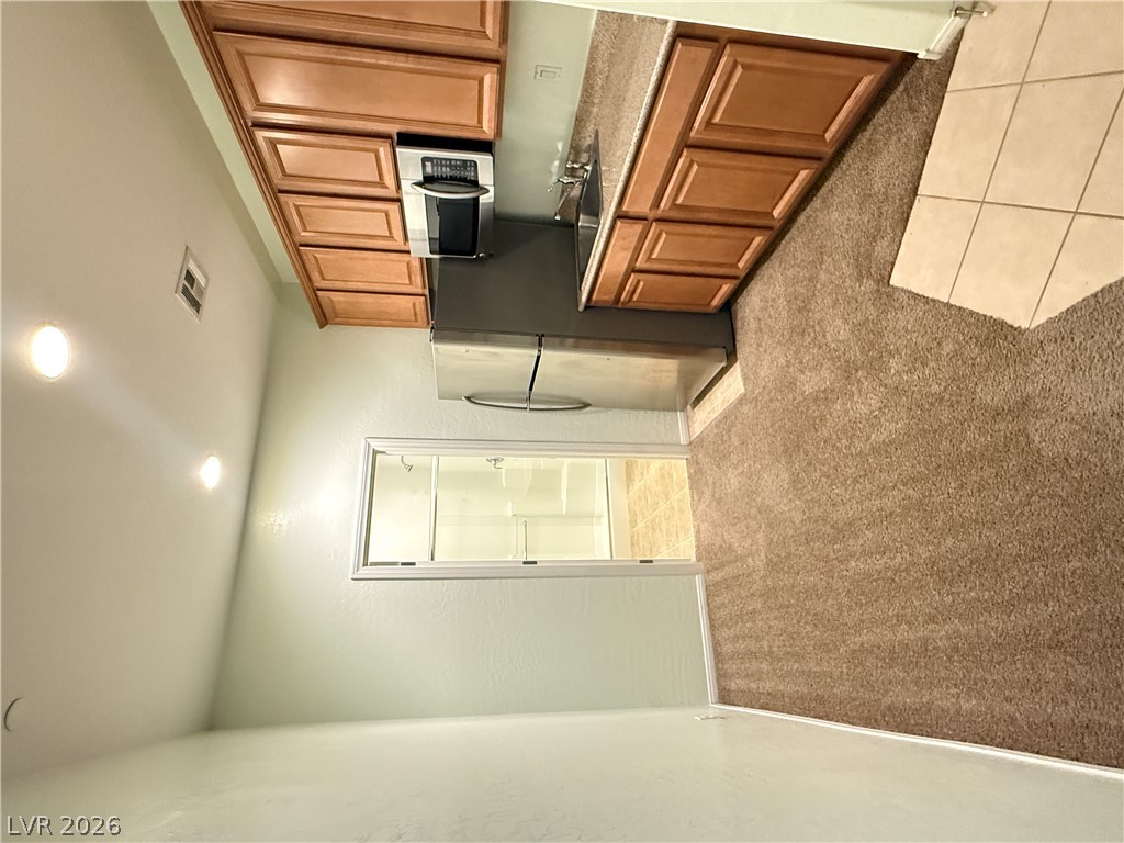 739 Crest Valley Place Property Photo 4