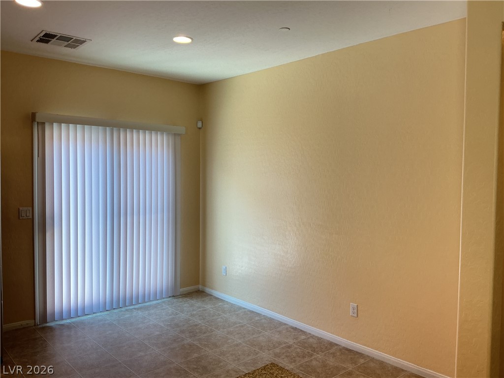 739 Crest Valley Place Property Photo 8