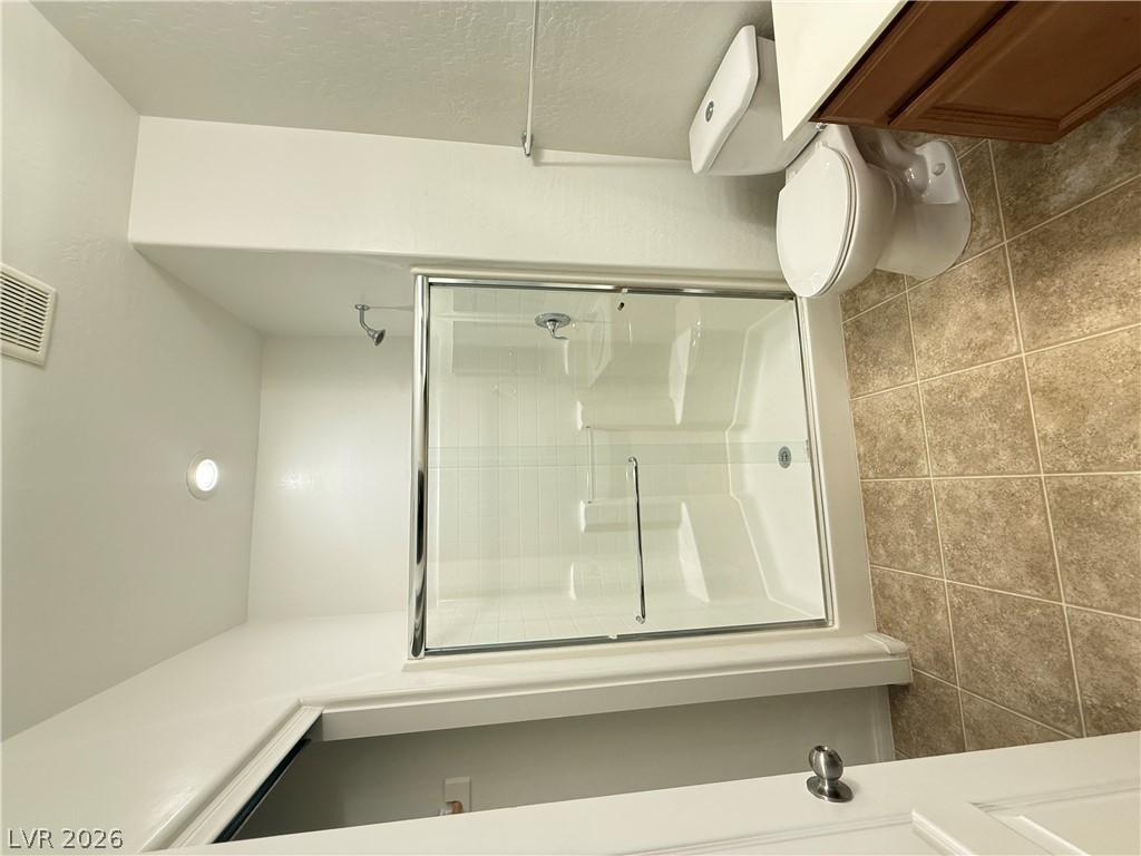 739 Crest Valley Place Property Photo 13