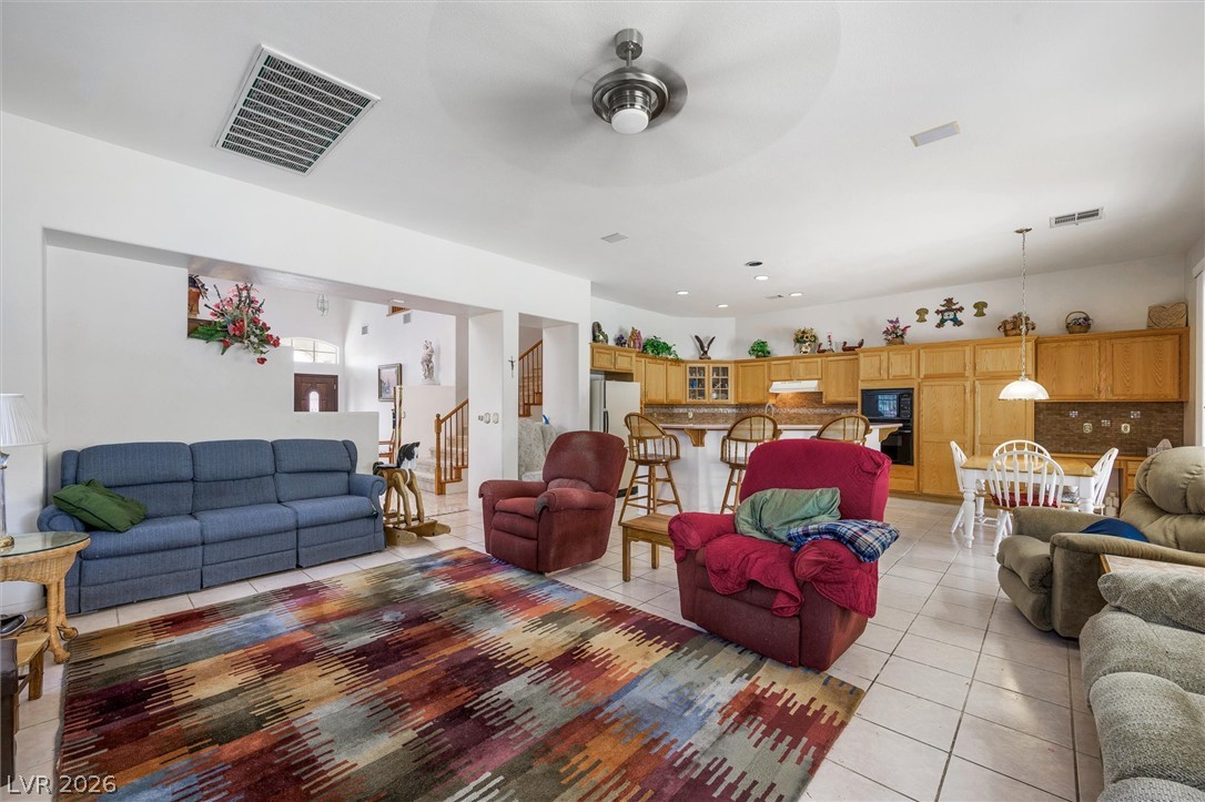 7337 Bermuda Island Street Property Photo 7