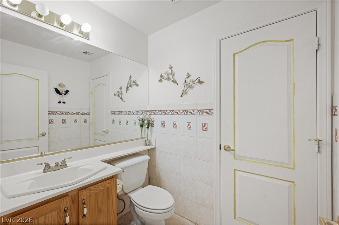 7337 Bermuda Island Street Property Photo 13
