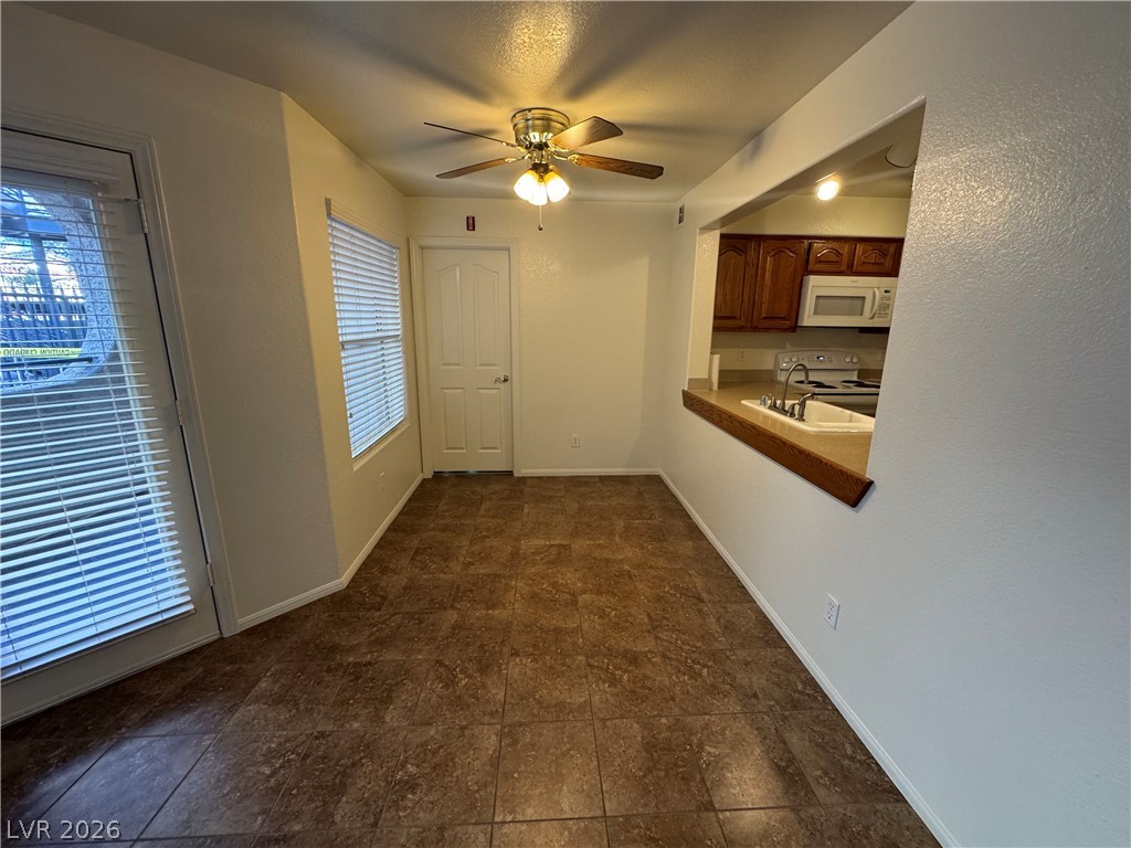 701 Capri Drive 13b Property Photo 5