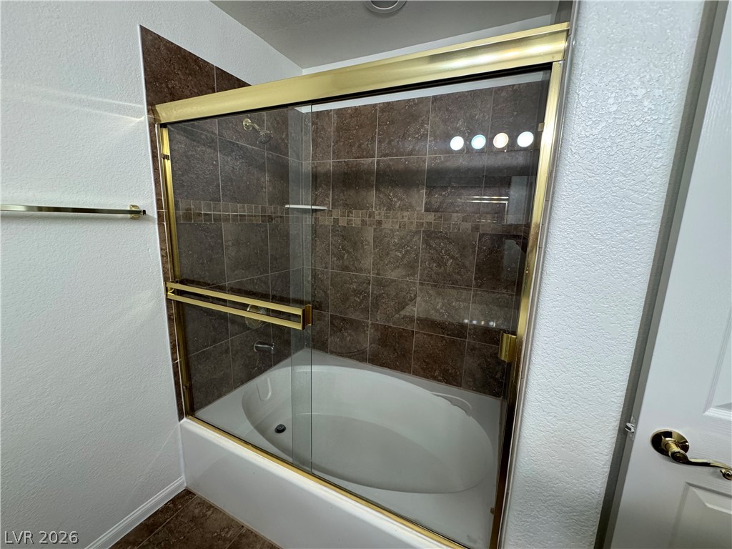 701 Capri Drive 13b Property Photo 16