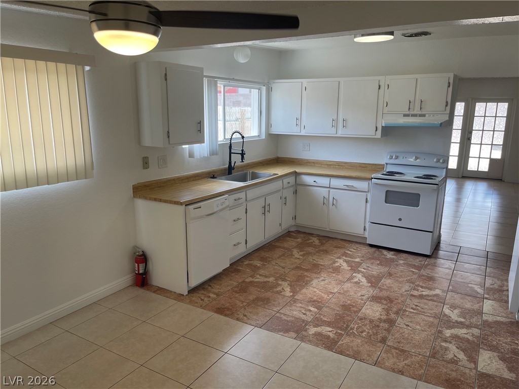5055 Blanton Drive Property Photo 7