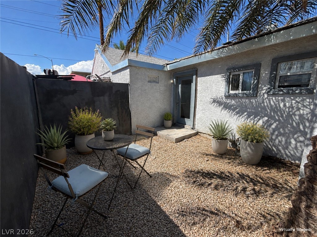 1401 East Carson Avenue 2 Property Photo 4