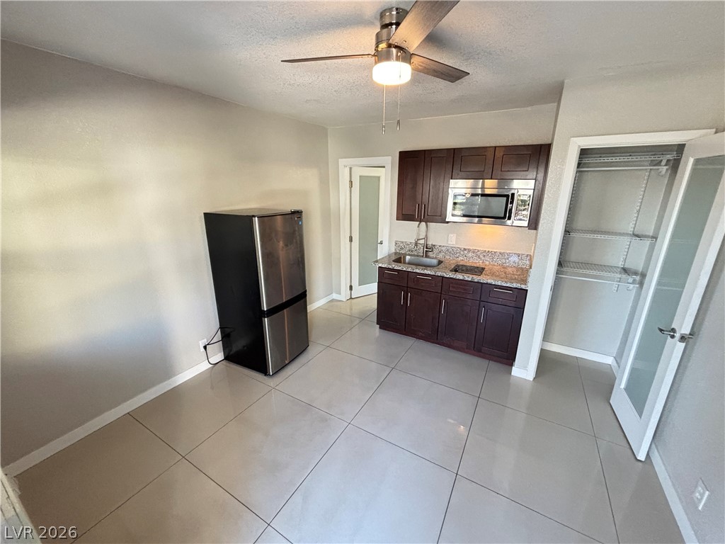 1401 East Carson Avenue 2 Property Photo 6