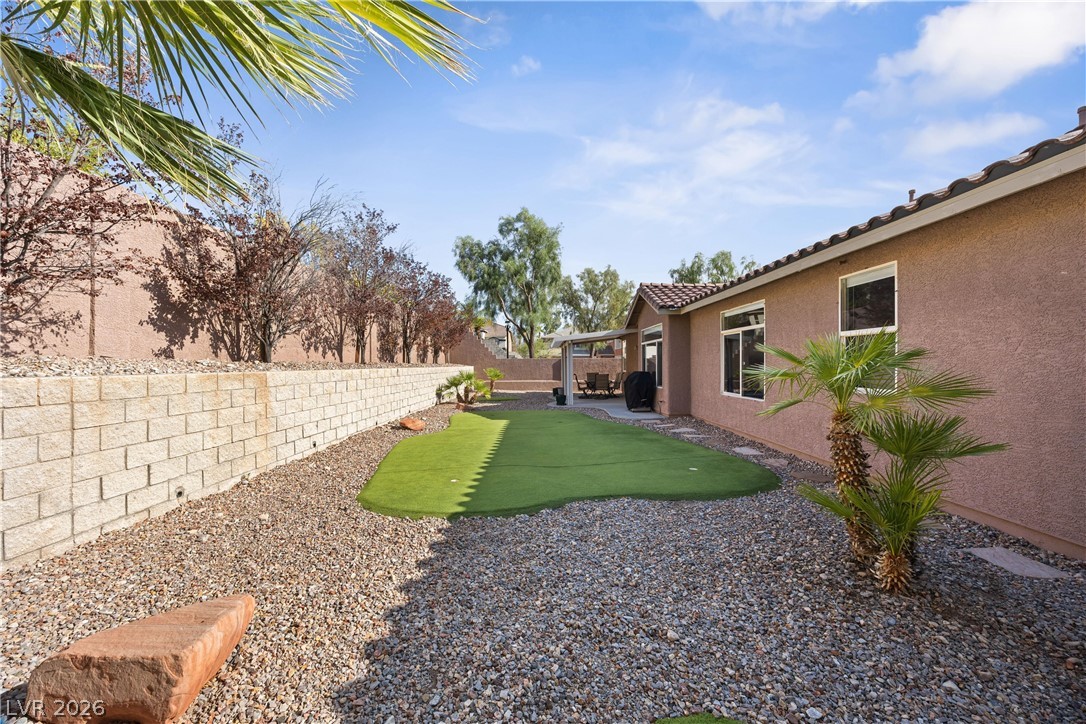 9413 Empire Rock Street Property Photo 40