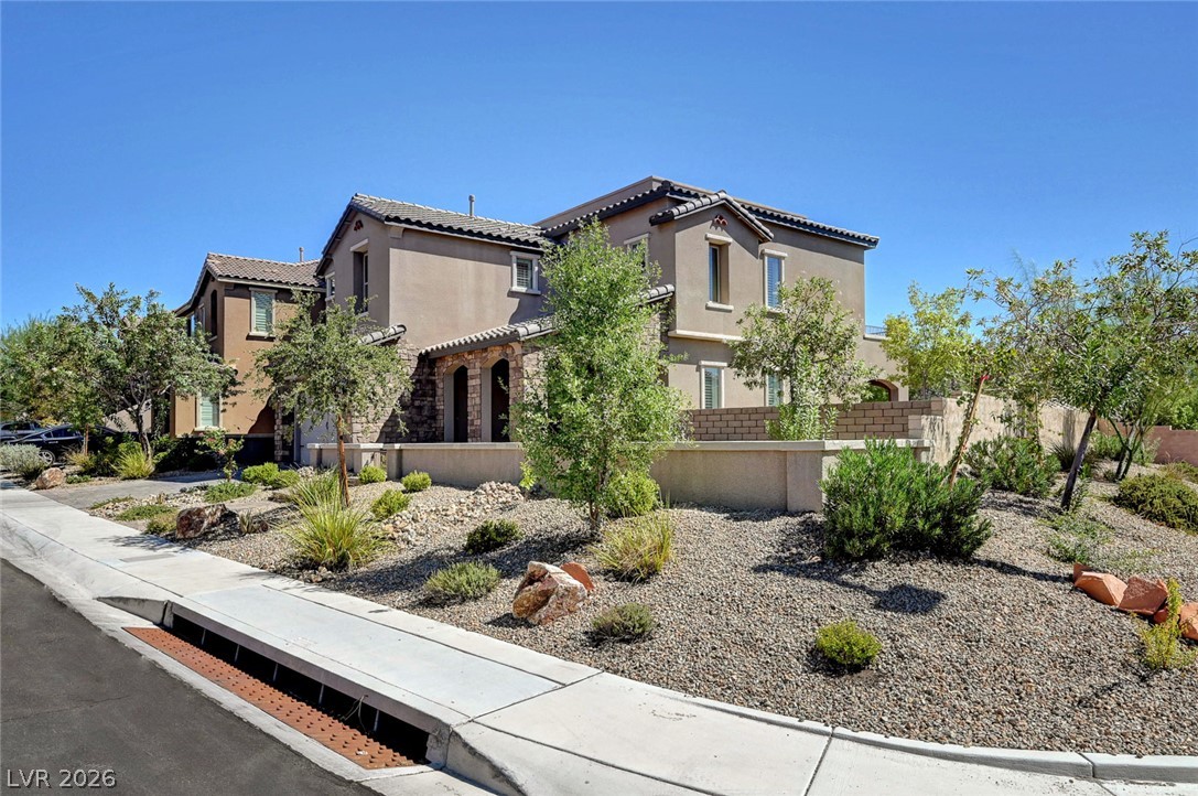 460 Trevinca Street Property Photo 4