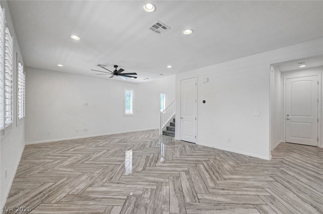 460 Trevinca Street Property Photo 16