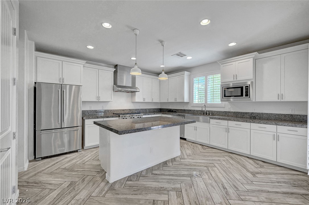 460 Trevinca Street Property Photo 18