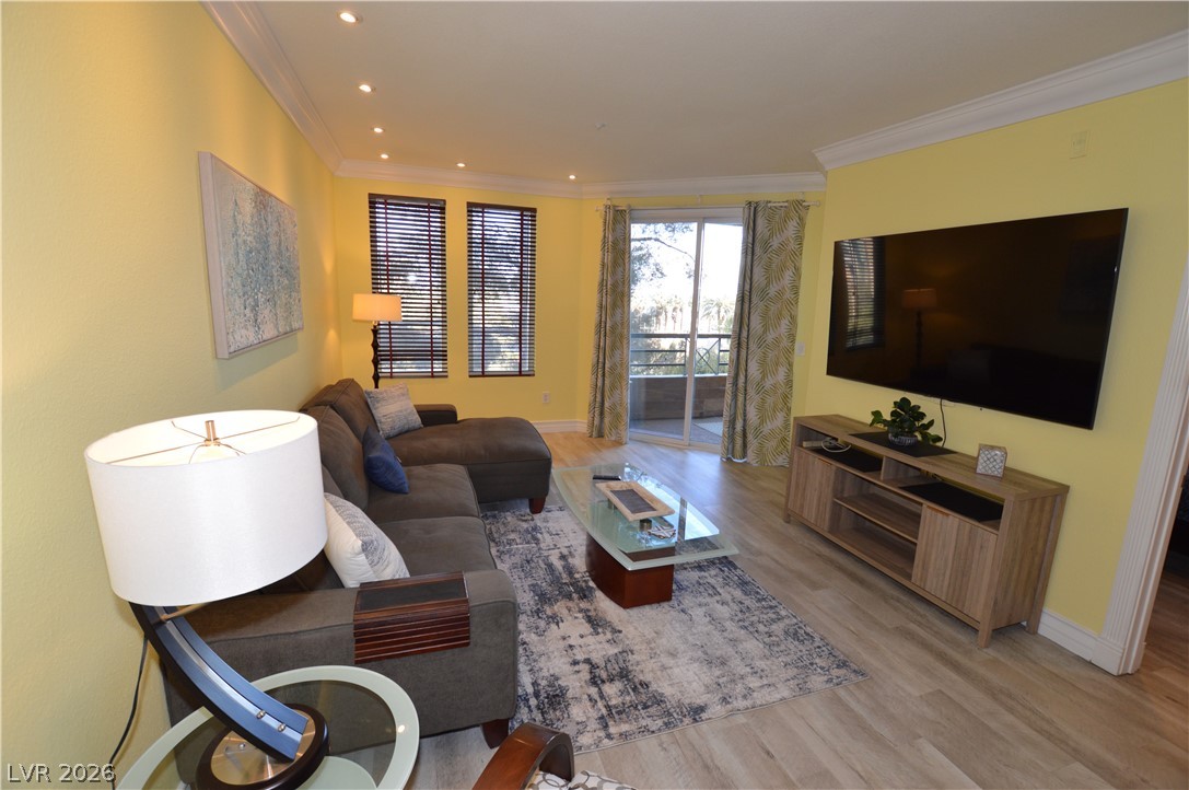 2809248 Property Photo 3