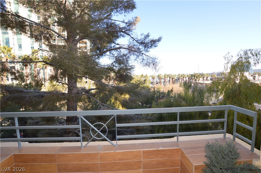 2809248 Property Photo 22