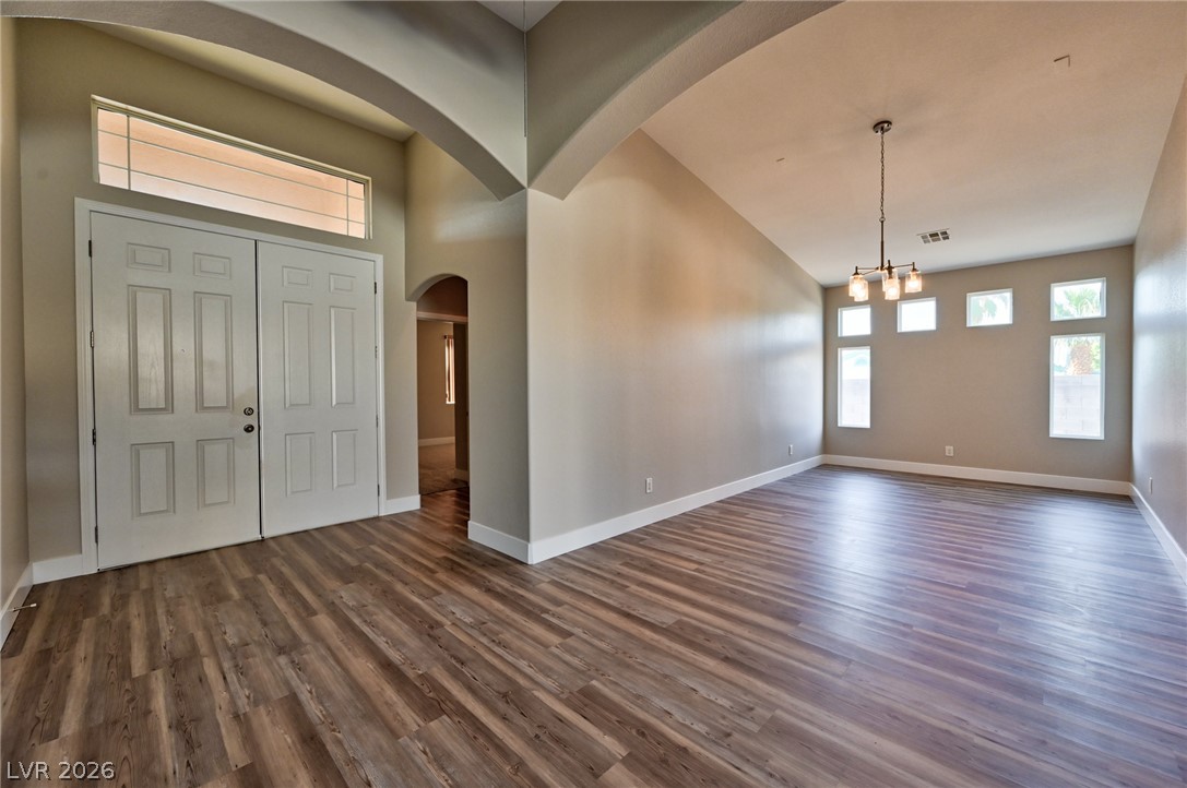 6492 Lantana Falls Court Property Photo 4
