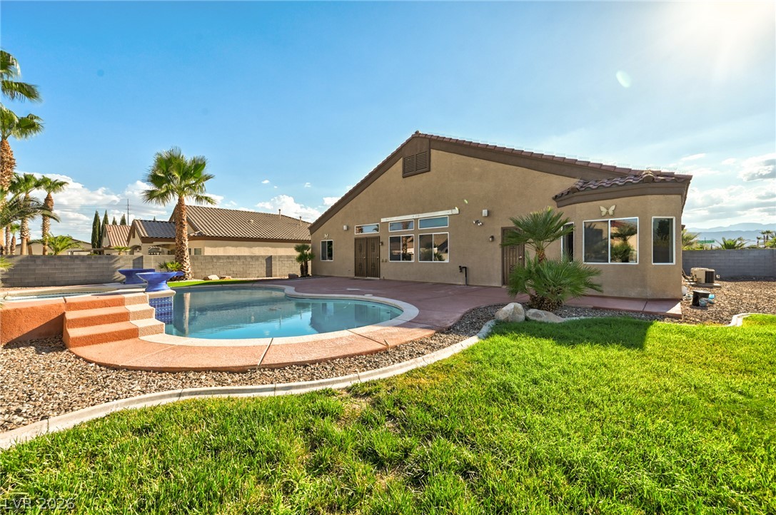 6492 Lantana Falls Court Property Photo 29