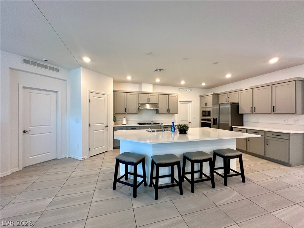 640 Stone Hammer Avenue Property Photo 8
