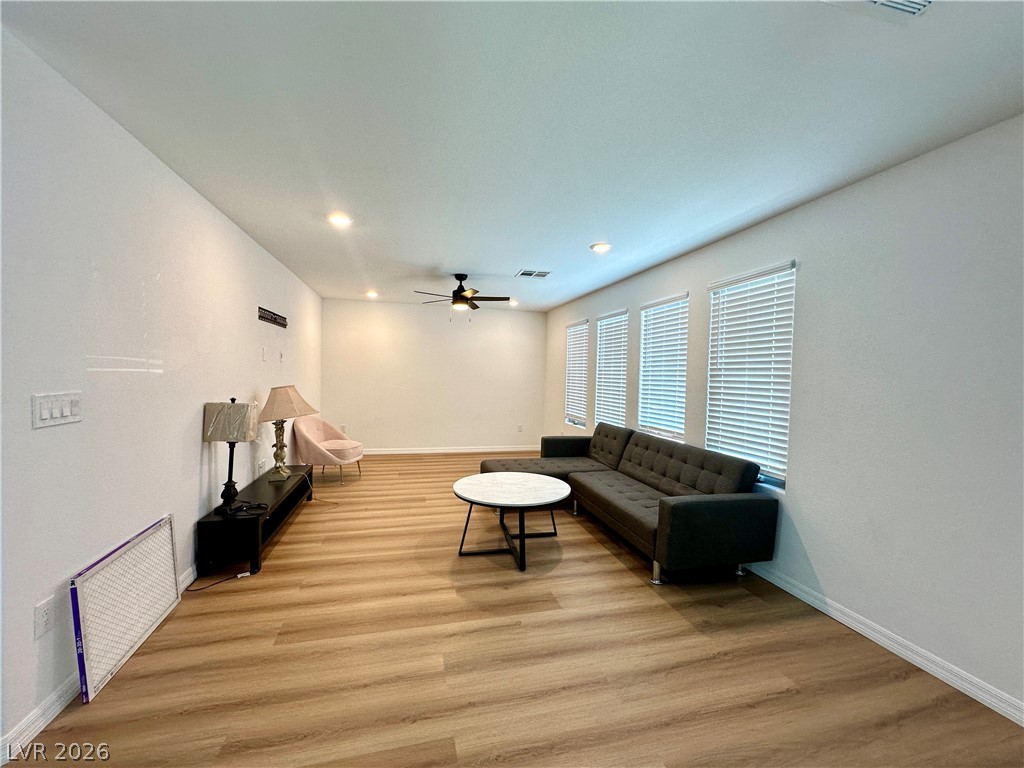 640 Stone Hammer Avenue Property Photo 11