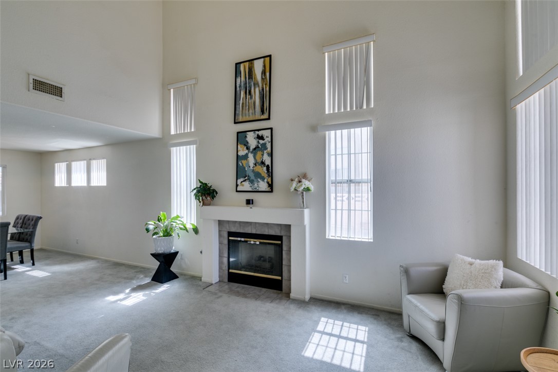 1929 Fan Fare Drive Property Photo 5