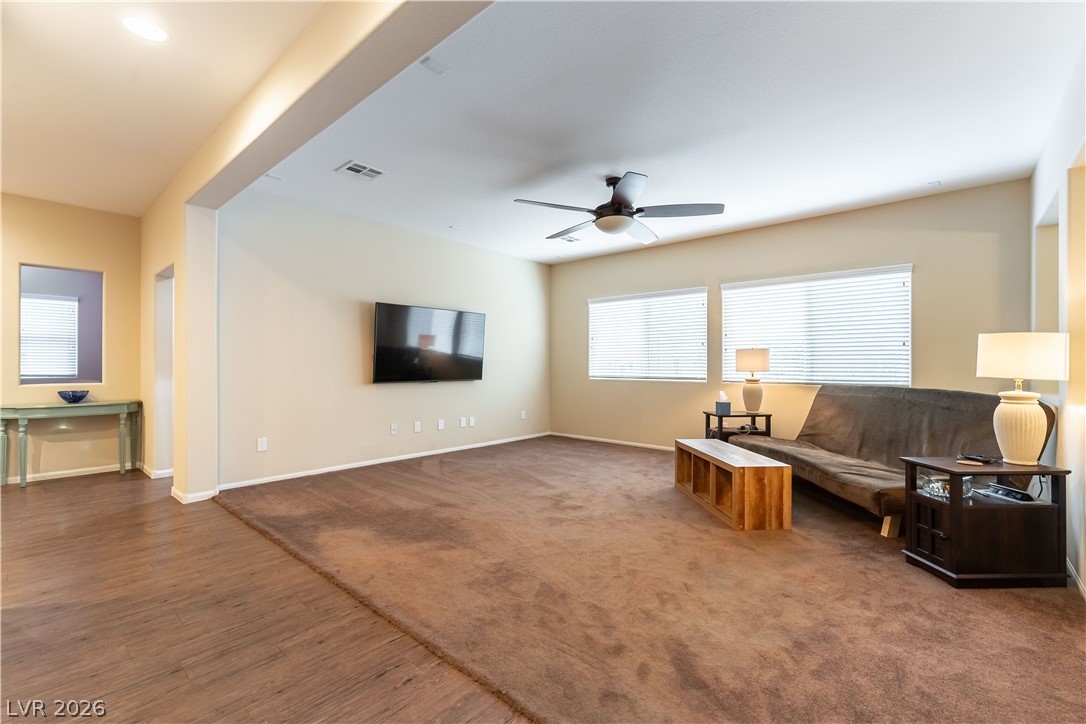 6433 Mayfair Park Street Property Photo 6