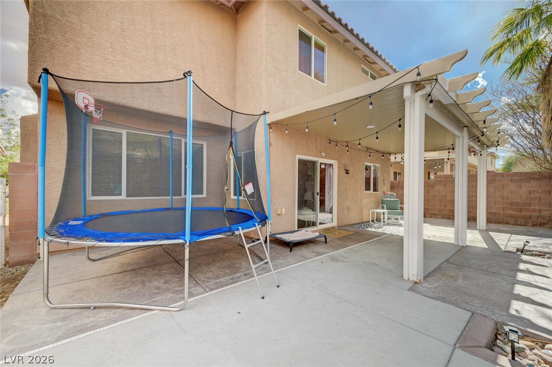 8700 Gateway Glen Drive Property Photo 40
