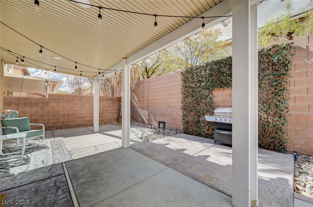 8700 Gateway Glen Drive Property Photo 41