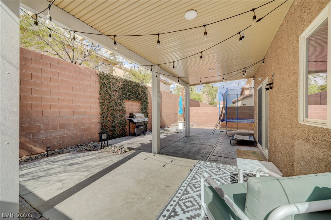 8700 Gateway Glen Drive Property Photo 44