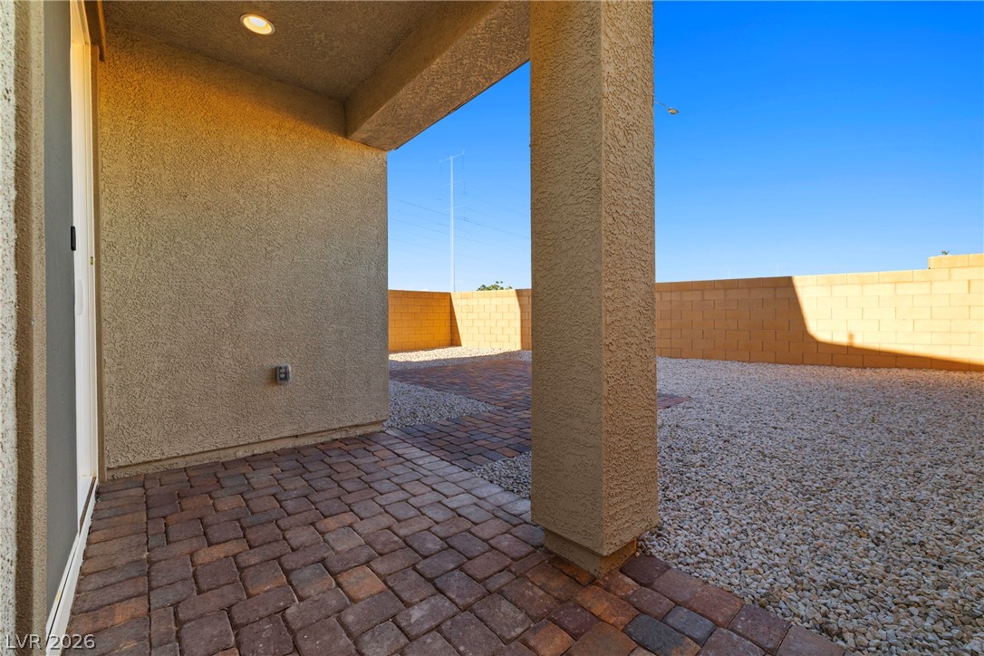 10334 Apefly Street Property Photo 15