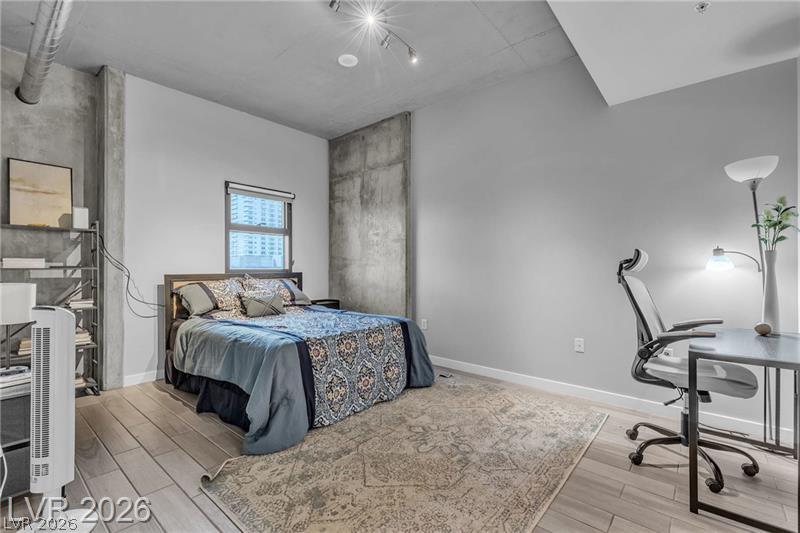 353 East Bonneville Avenue 557 Property Photo 14