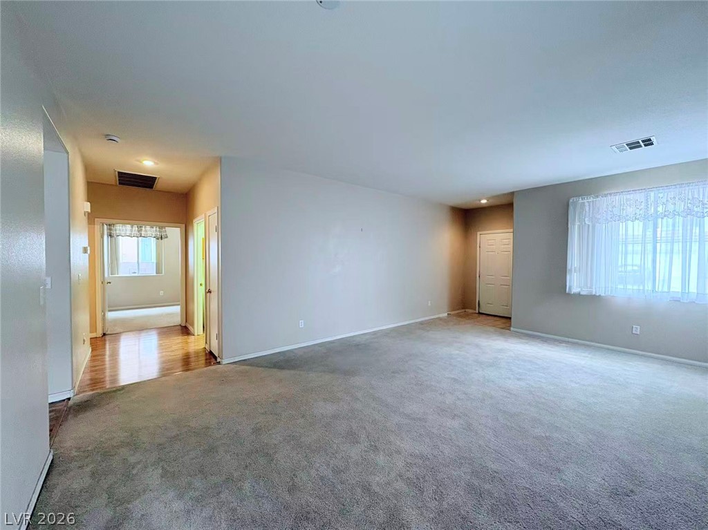 9570 Windborne Avenue Property Photo 5